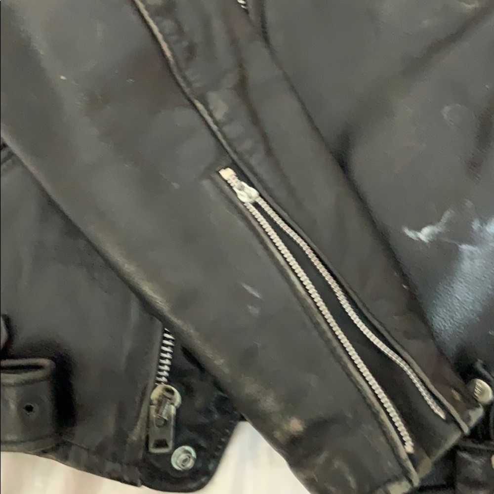 Leather jacket - Picture 2 of 7